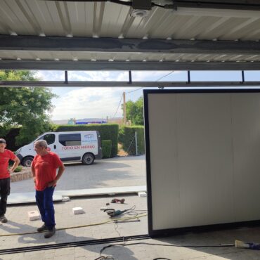 304076395_582448496819228_2003408304243143440_n