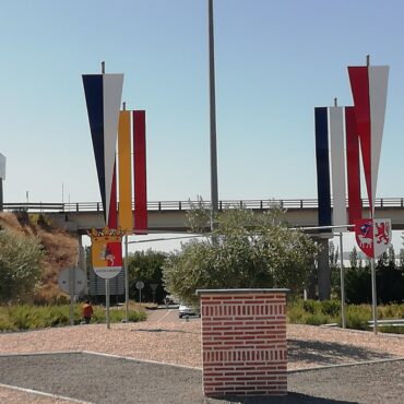 70513282_701172913678368_2960293920866566144_n